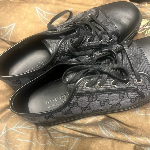 Gucci Black and Gray Lace-Up Sneakers